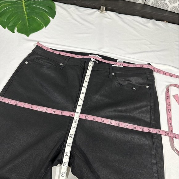 NWD $170 GOOD AMERICAN [ 18 ] Good Legs Coated Skinny‎ Jeans in Black - Picture 13 of 16